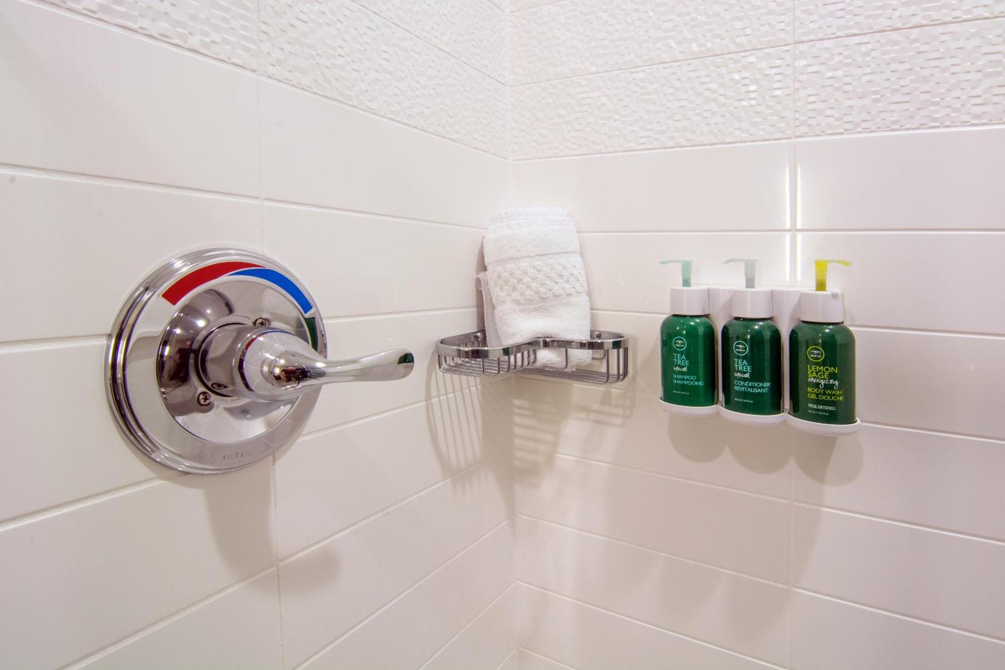 Fairfield & By Marriott Airport Hotel 3*